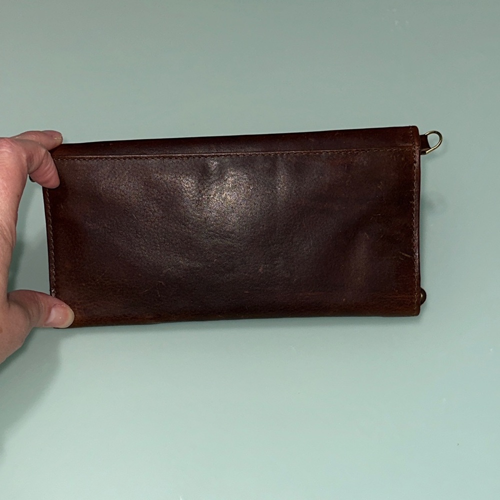 Embroidered Brown Leather Shoulder Bag - Picture 6 of 7